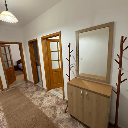 Spacious And Therapy Διαμέρισμα Πόγραδετς